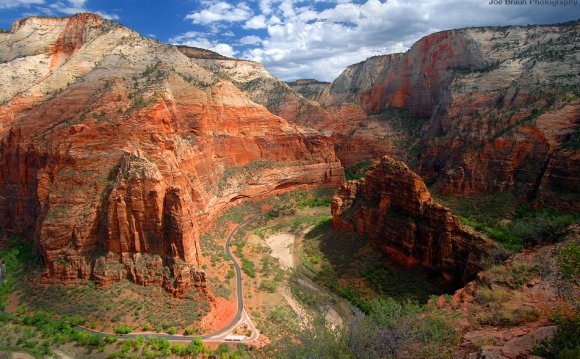 Zion National Park hours