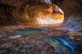 slot canyon